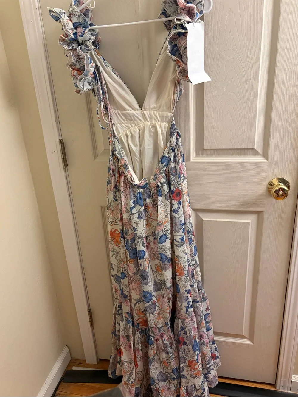 🆕 Marissa Cut-out Ruffle Floral Cutout Maxi Dress in White with Multicolor Print